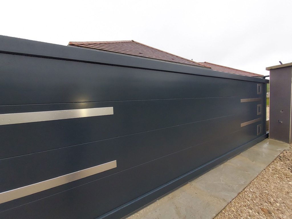 Bespoke Designs Service Aluminium Gates Edinburgh